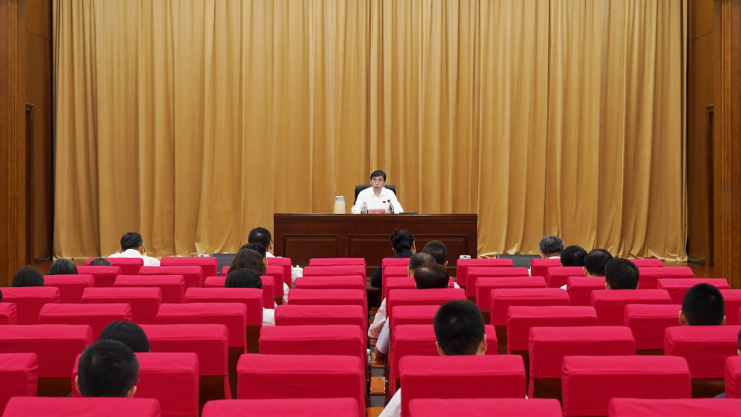刘伟作树立和践行正确政绩观学习教育专题党课